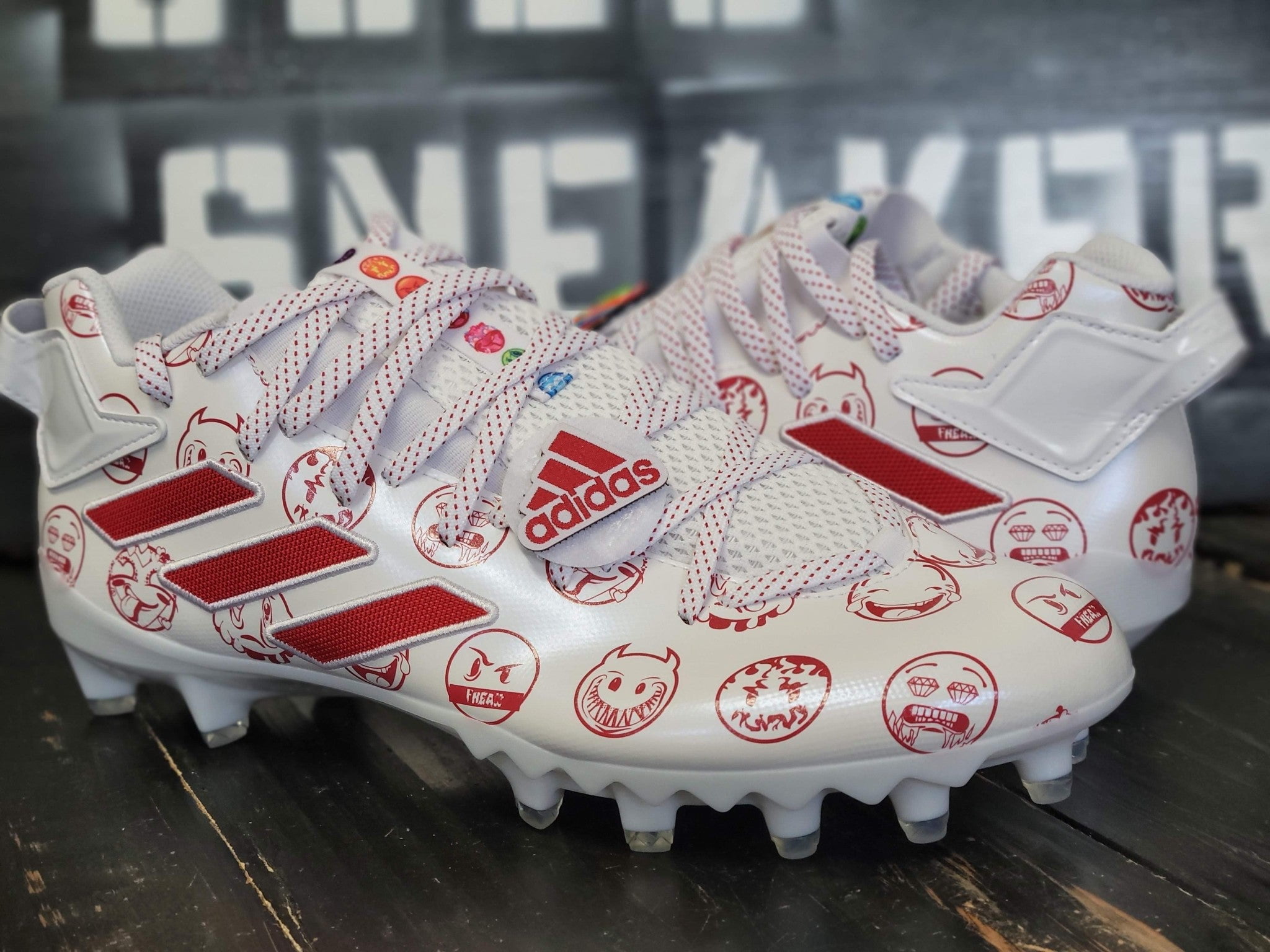 Adidas Freak 22 Big Mood Low White Red Emoji Football Cleat GZ6901 Men
