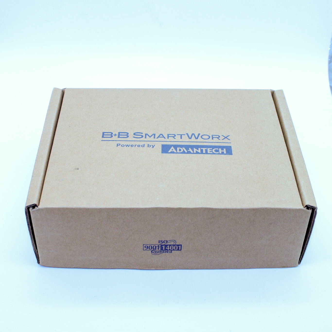 B+B SmartWorx/Advantech SE408 5.2W 43mm x 120mm x 84mm Ethernet Switch Manager