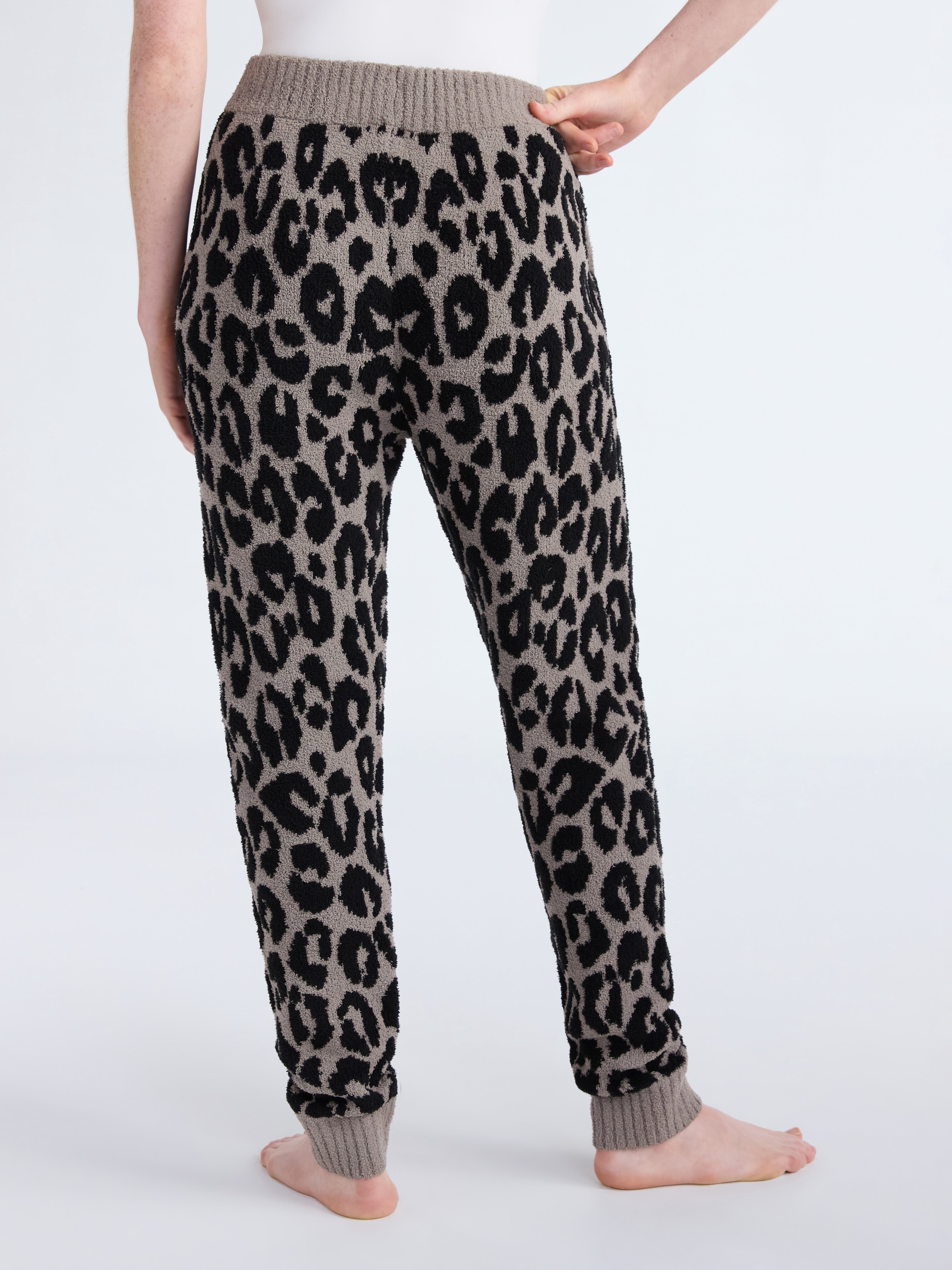 Joyspun Women's Sleepwear Cozy Knit Joggers, 29'' Inseam, Sizes XS-3X