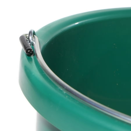 Farm Innovators HB-60 Oversized 2 Gallon Plastic Heated Bucket, 60 Watt