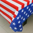 thumbnail image 1 of Manteles, Juego de 2 manteles de plástico con bandera estadounidense (54" x 107") para suministros de fiesta patriótica, decoraciones independientes, Día de los Caídos, Día de los Veteranos, Día, 1 of 3