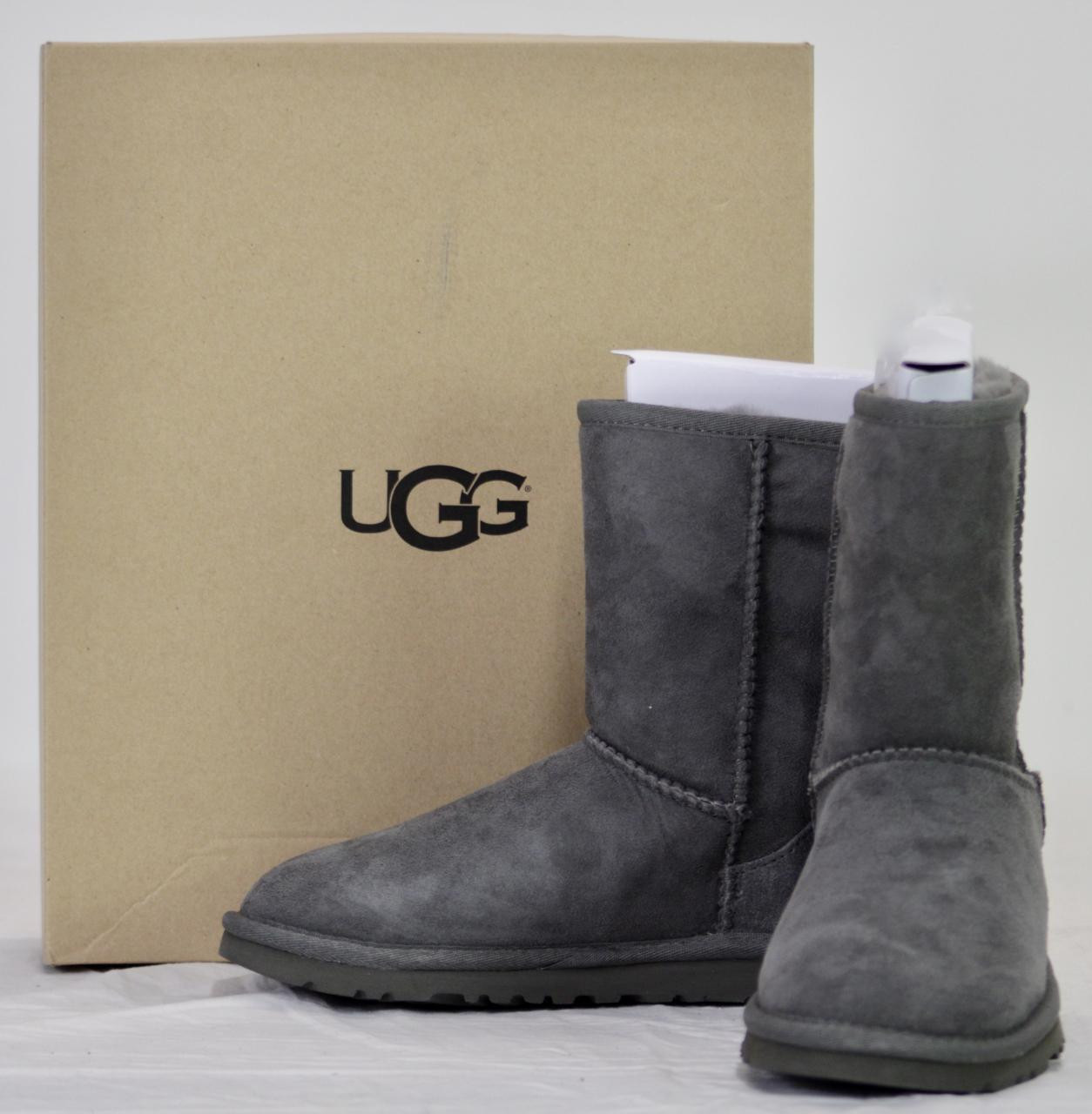 ugg boots size 5 grey