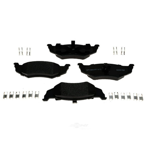 Disc Brake Pad Set Fits select: 2003-2009 CHRYSLER PT CRUISER, 2001-2003 CHRYSLER INTREPID