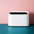 thumbnail image 1 of Mini bote de basura de escritorio fácil de usar, inserción de desechos conveniente y precisa, funda incorporada que oculta las bolsas de basura, diseño que ahorra espacio para espacios compactos,, 1 of 5