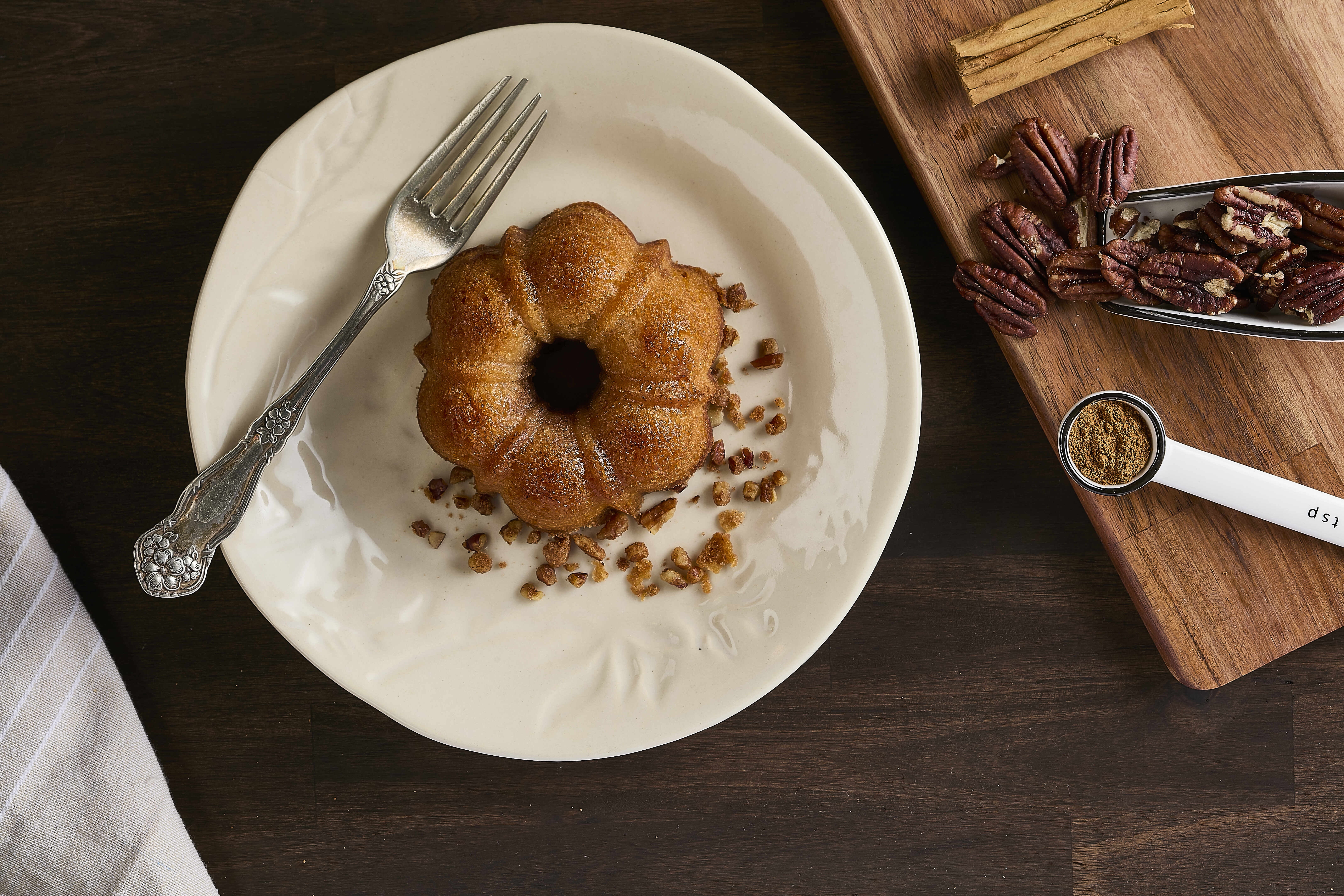 Rum Runner Cinnamon Pecan 4 oz. Bundt Cake