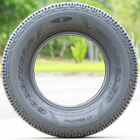 Goodyear Wrangler AT SilentTrac 255/70R15 112/110S C 6 Ply a/t All Terrain Van Commercial Tire simolary.com 27 Goodyear Wrangler AT SilentTrac 255/70R15 112/110S C 6 Ply a/t All Terrain Van Commercial Tire Simolary simolary.com 27