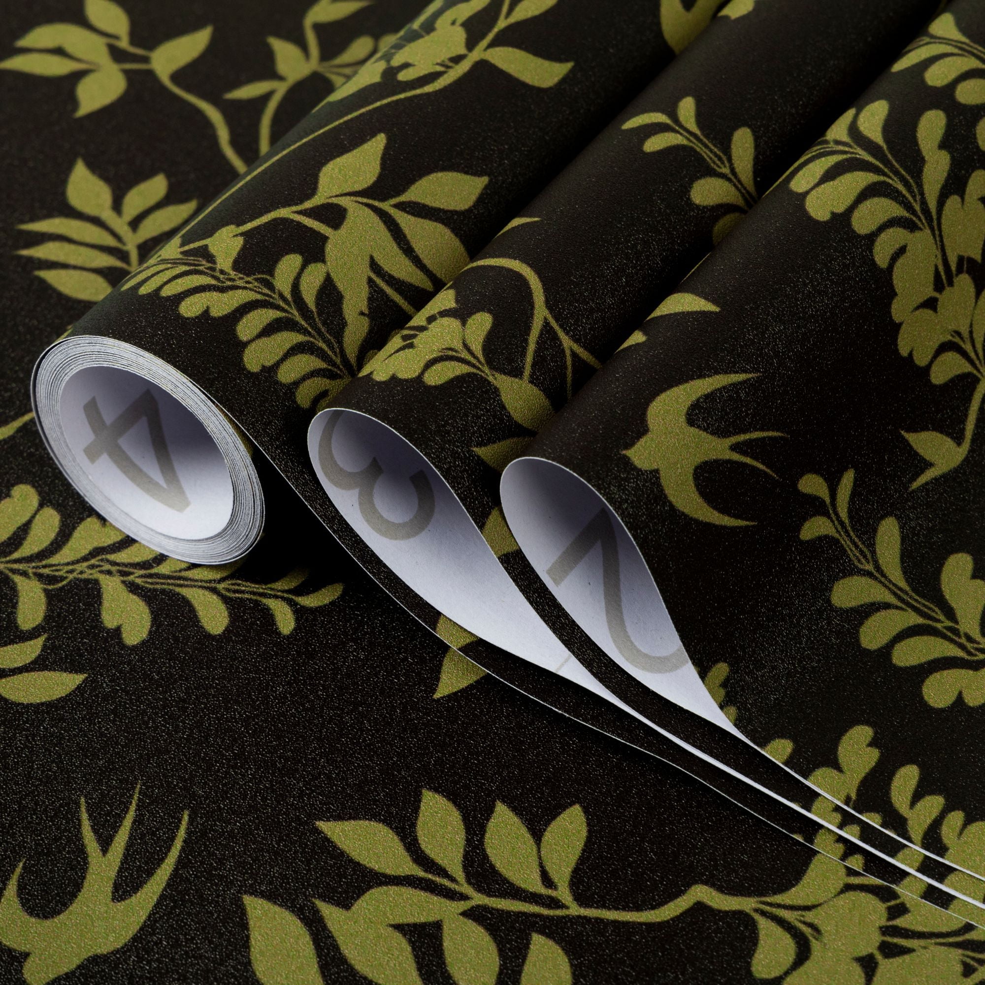 UMIGGEE Floral Wallpaper Peel and Stick Flower Black Wall Paper Self Adhesive Wallpaper 17.7-in x 118-in Contact Paper Removable Wallpaper for Home Decor Wall Covering Old Furniture Renovation