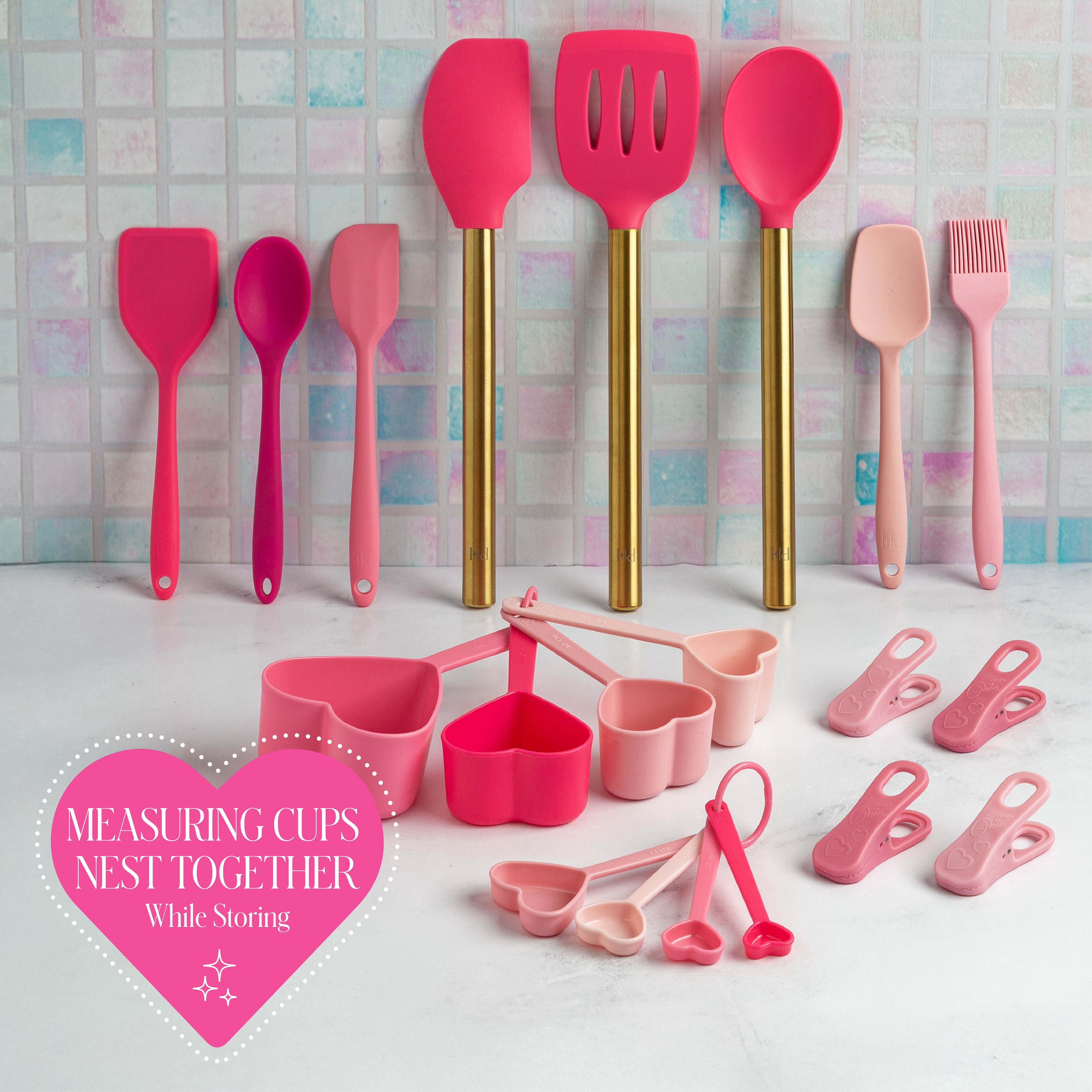 Paris Hilton 20-Piece Gadget Set, Heart-Shaped Measuring Cups, Silicone Tools & Bag Clips, Pink