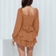 thumbnail image 3 of Mono con cuello cuadrado y volantes para mujer: sin mangas, pantalones anchos, conjunto informal y moderno, 3 of 6