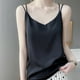 thumbnail image 2 of Camiseta de seda satinada para mujer: cuello en V, tirantes finos, blusa sin espalda, poliéster, para ropa informal y de dormir, 2 of 8