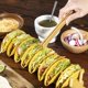 thumbnail image 3 of Soporte para tacos Soporte para tortillas Rollos mexicanos Burritos Herramienta de cocina, elegante multiusos con capacidad para 8 tacos Bandeja de, 3 of 9