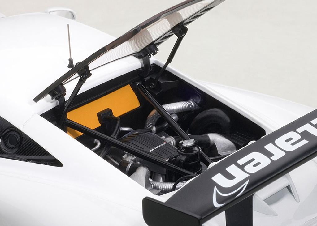 Mclaren 12C GT3 White 1/18 Diecast Model Car by Autoart