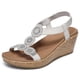 thumbnail image 1 of Sandalias Skechers Beverlee - Date Glam para mujer, color blanco roto, 1 of 5