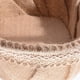 thumbnail image 5 of Flor de Arpillera Herramientas Perfecto para Decor ,Restuarantes Macarena Flor de la arpillera cesta de la muchacha, 5 of 7