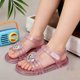 thumbnail image 2 of Zapatos de Gelatina de Cristal Cómodos de Suela Suave para Niñas con Decoración de Corazón Y Sujetador Ajustable para el Juego en la Playa Y el Uso Diario, 2 of 9