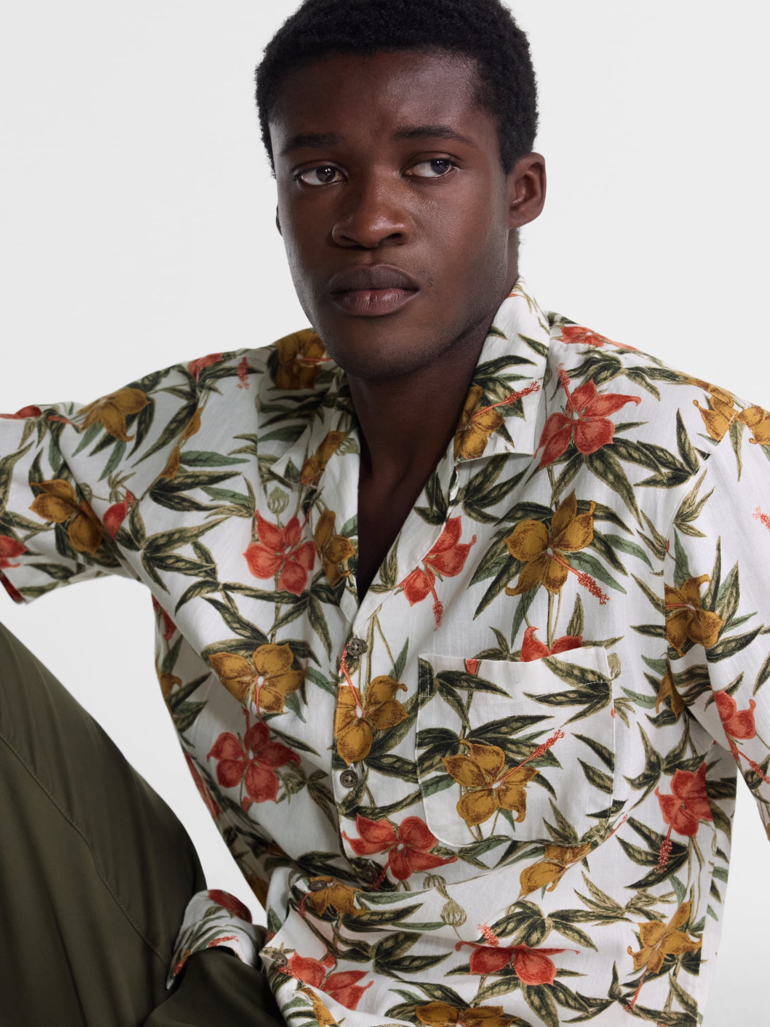 George Men's Linen Blend Holiday Camp Shirt, Sizes XS-3XL, LT-4XLT, 2XB-6XB