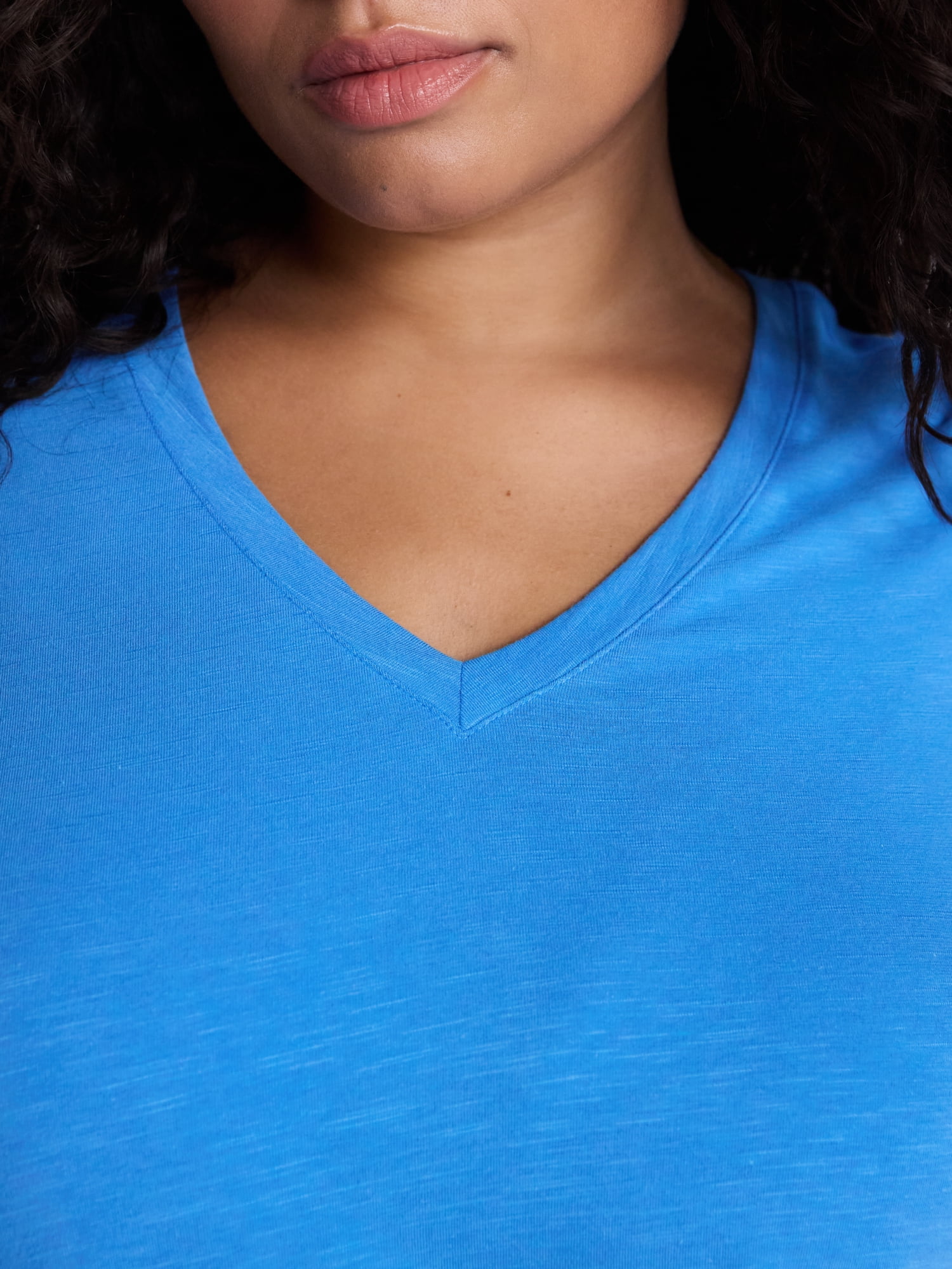Terra & Sky Women's Plus Size V Neck Tee with Short Sleeves, Size 0X-5X