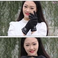 thumbnail image 3 of Gants Tricotés Élégants d'Hiver pour Femmes et Filles, Doigts Complets, Écran Tactile, Poignets, 3 of 5