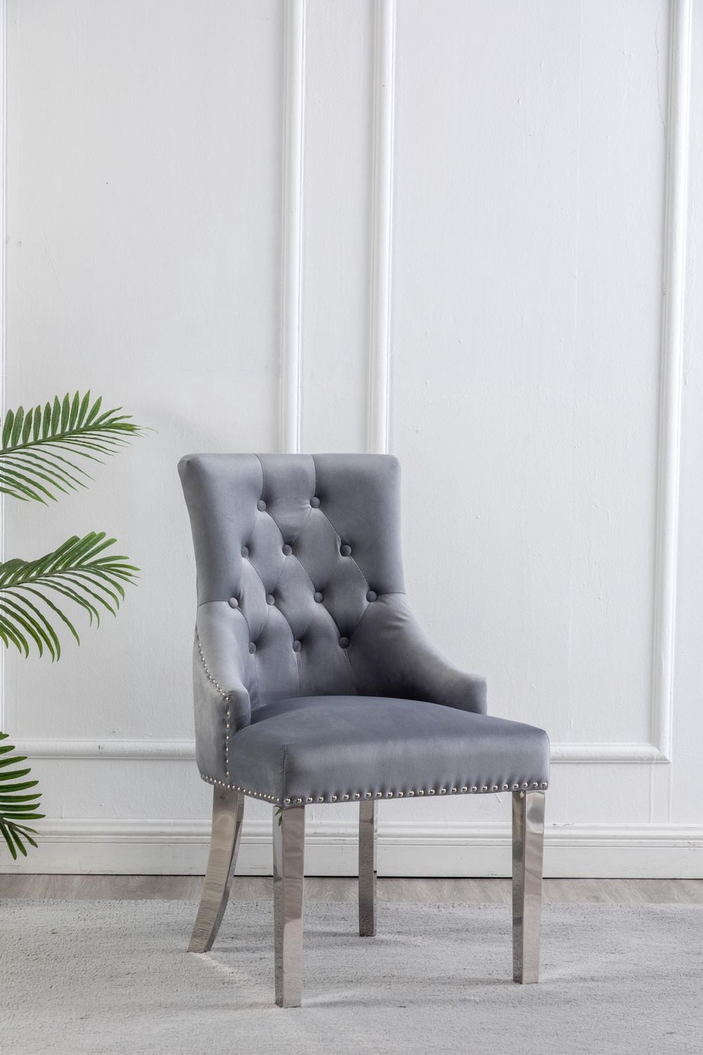 CHAISES K-LIVING FANCY EN VELOURS COULEUR GRIS AVEC PIEDS EN ACIER INOXYDABLE ET POIGNÉE ARRIÈRE ROBUSTE (2 CHAISES)