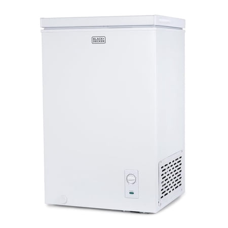 BLACK+DECKER 2.7 Cu. Ft. Compact Chest Freezer, Deep Freezer Holds Up To 94.5 Lbs. of Frozen Food