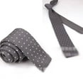 thumbnail image 1 of Cravate Fine Ajustée Unie Formelle en Tricot pour Homme, 1 of 1