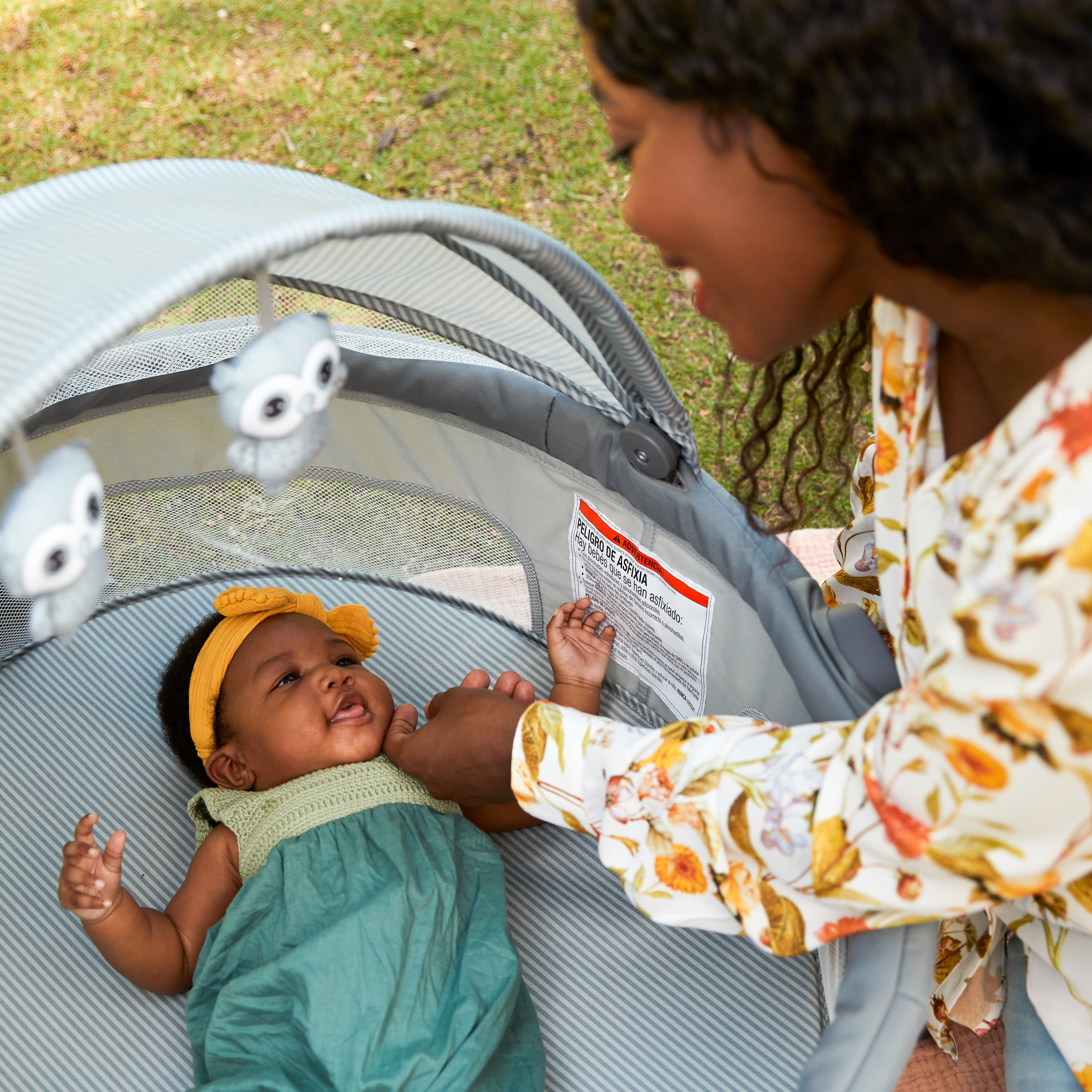 Baby sleeping in bassinet safety 2025