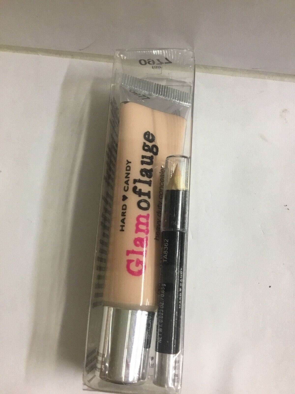 Hard Candy Glamoflauge Heavy Duty Concealer, 977 Fair