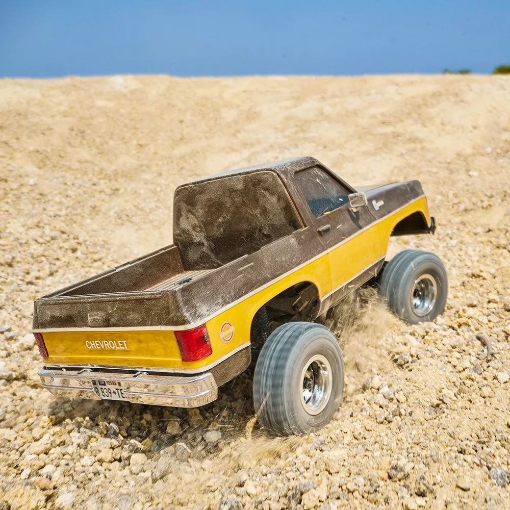 FMS 1:24 FCX24 Chevrolet K5 Blazer RTR Brown