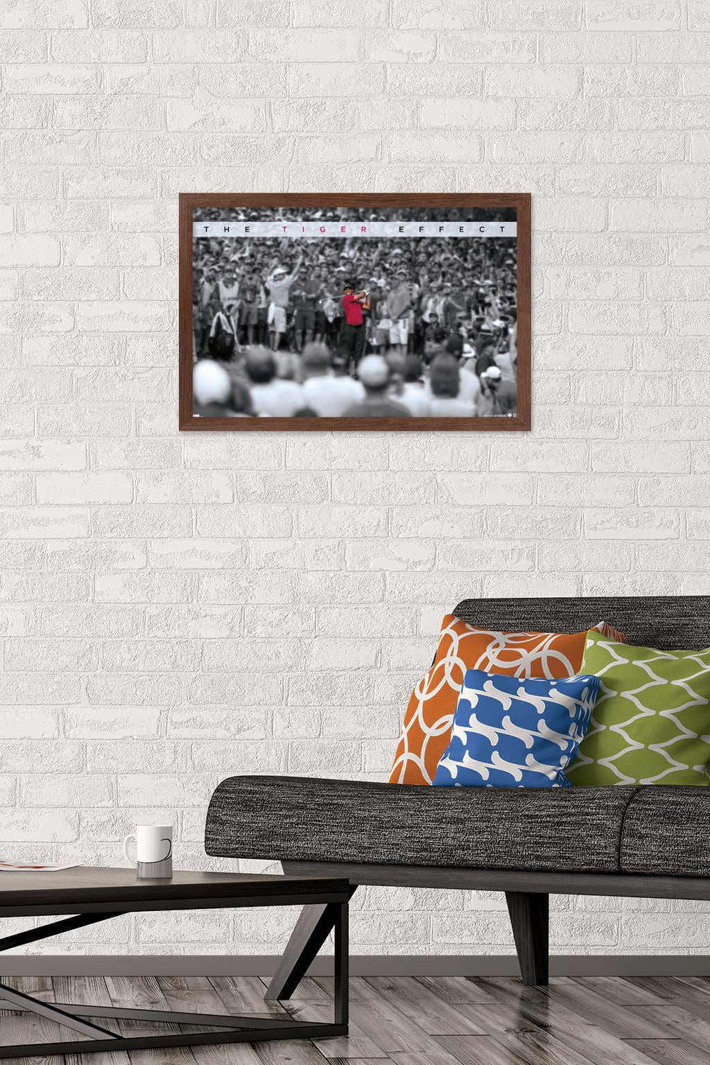 Tiger Woods - The Tiger Effect 24.25" x 16.5" Framed Poster, by Trends International