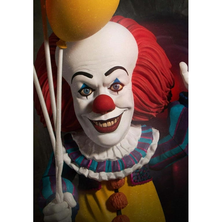 IT Deluxe Pennywise 1990 Stylized 6-Inch Action Figure