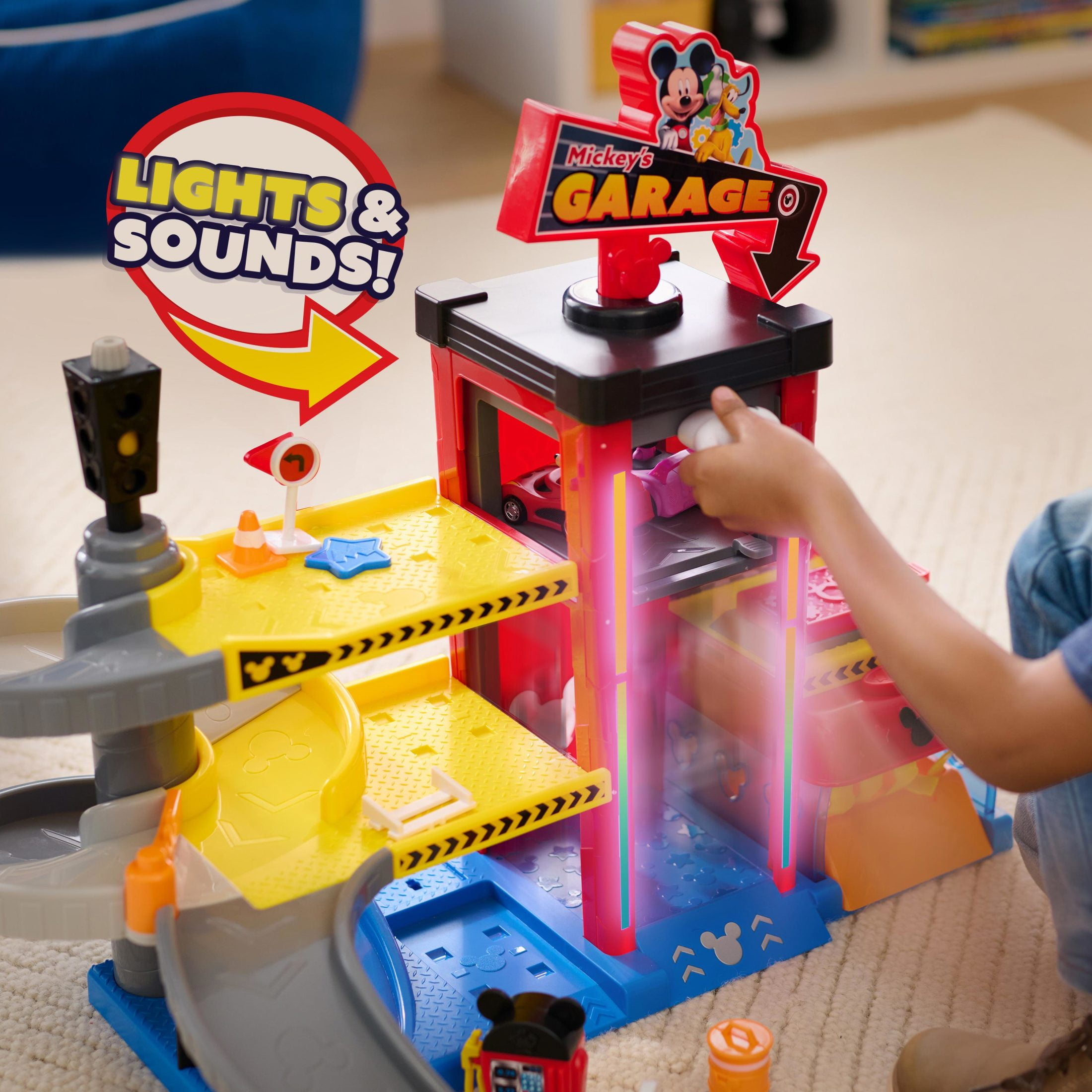 Disney Junior Mickey Mouse Ready to Race Garage, Lights and Sounds, 18-piece Vehicle Playset Baby and Toddler Toys