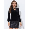 thumbnail image 3 of INSPIRE CHIC Blusa de terciopelo de color sólido con cuello en V y manga larga para mujer Negro M, 3 of 5