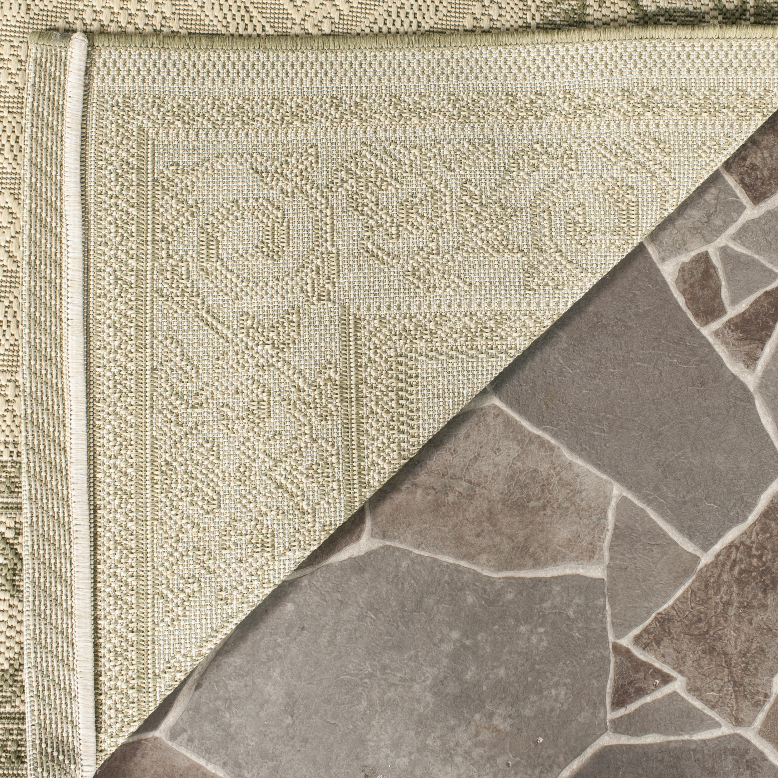 Safavieh Courtyard Gaus Oriental Indoor/Outdoor Area Rug, Natural/Olive, 4' x 5'7"