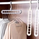 thumbnail image 5 of Organizador de perchas, perchas de plástico premium multifunción, apertura en forma de S, gancho giratorio de 360°, organizador mágico para armario (paquete gris de 2), 5 of 5