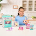 thumbnail image 2 of Horno de juguete Cookeez Makery Party Candy Peluche Interactivo, 2 of 9