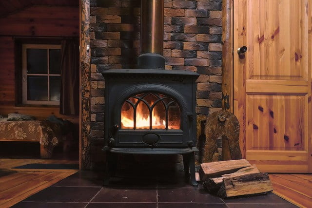 Timber Ridge Premium Boxed Firewood 0.65 cu ft for Fireplaces and Camping