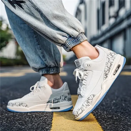 

Low Top Leather Air Cushion Skateboard Shoes Retro Casual Comfortable Shoes