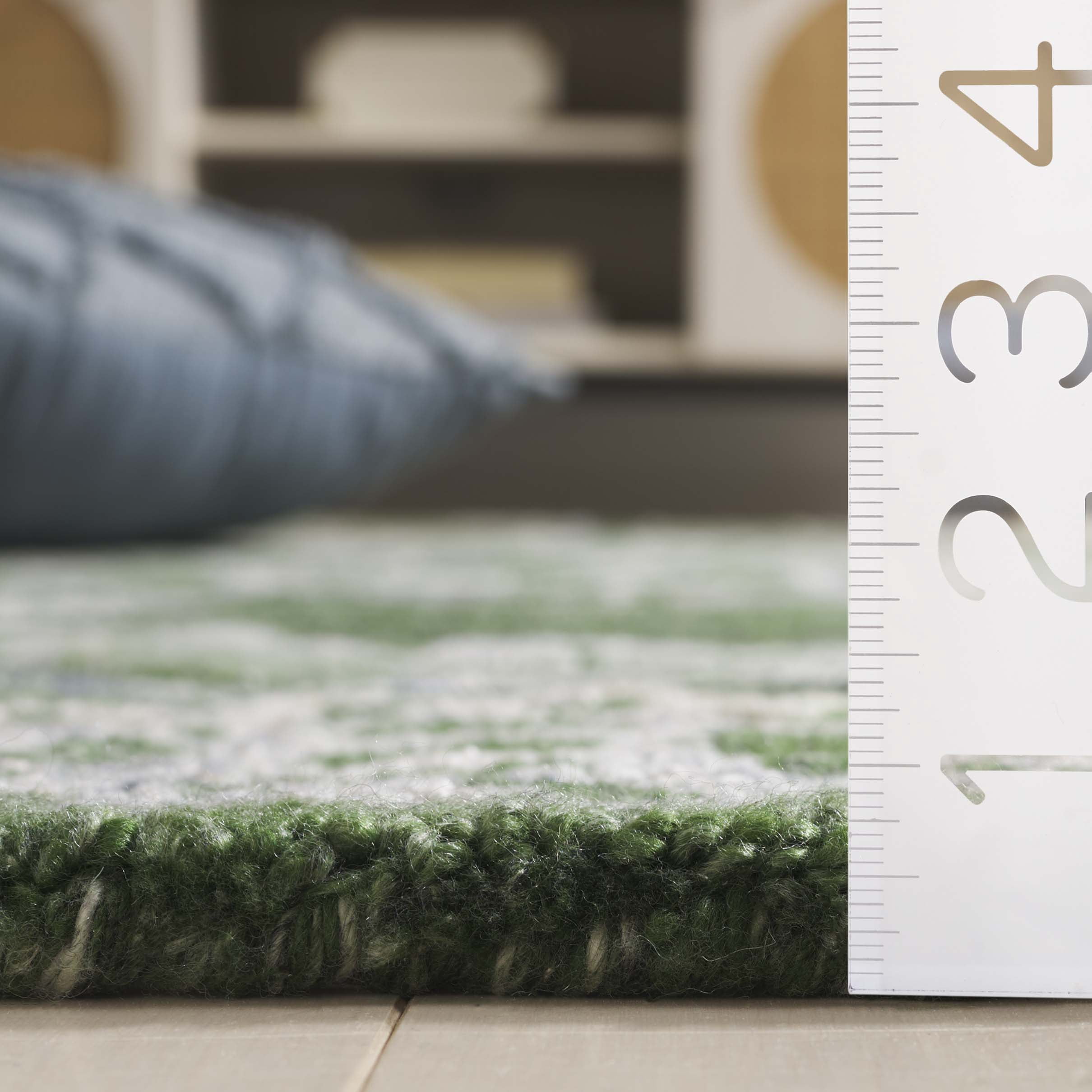 SAFAVIEH Marquee Marsan Geometric Area Rug, Green/Beige, 5' x 8'