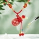 thumbnail image 3 of Collar con Colgante de Difusor de Aceite Esencial CUTICAT, 3 of 5