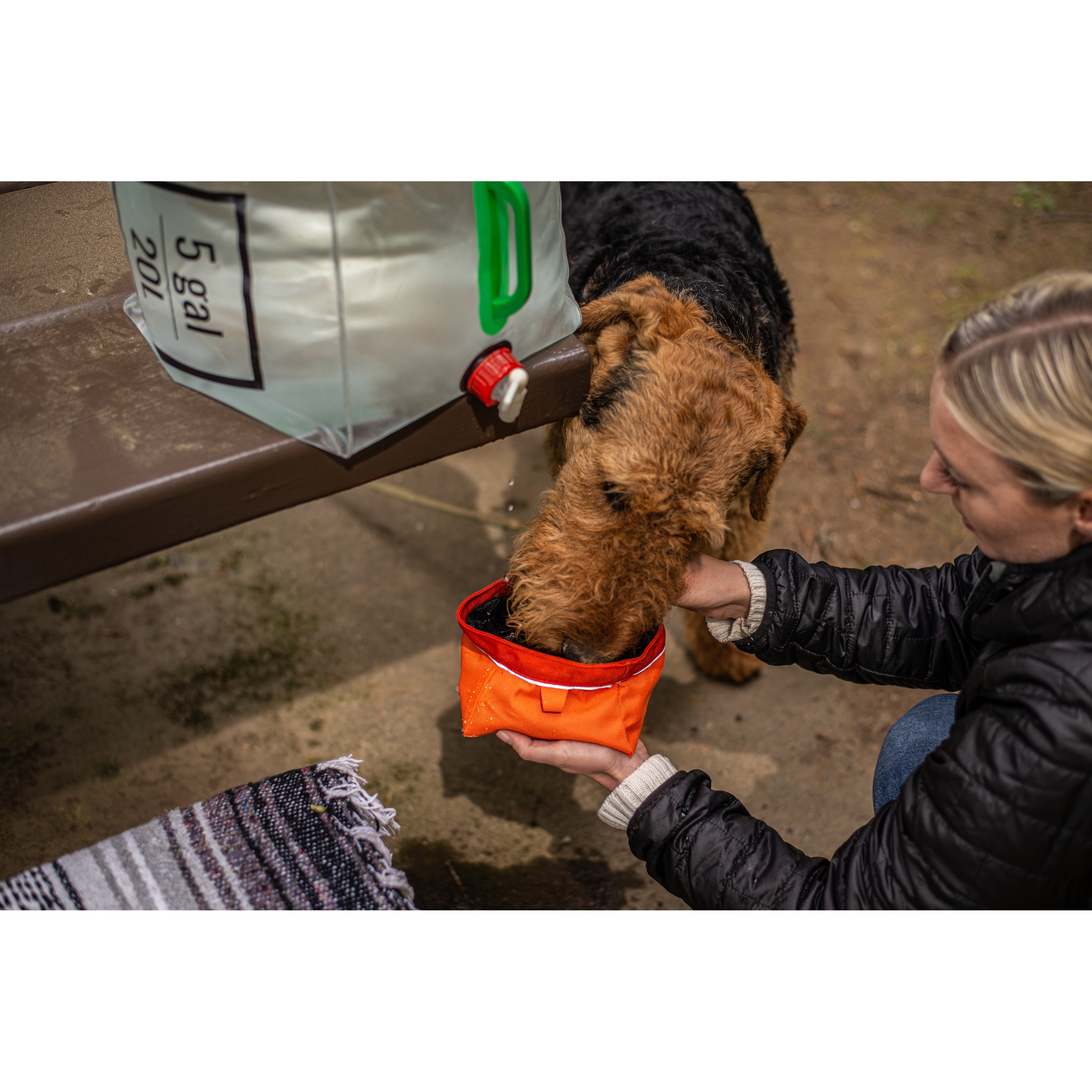 ASR Outdoor Portable Collapsible Reusable Camping Travel Water Dispenser Water Storage, 5 Gallon