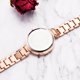 thumbnail image 4 of Reloj de pulsera de cuarzo con números arábigos simples, correa de aleación delgada, reloj analógico para mujer (oro rosa + negro), 4 of 5