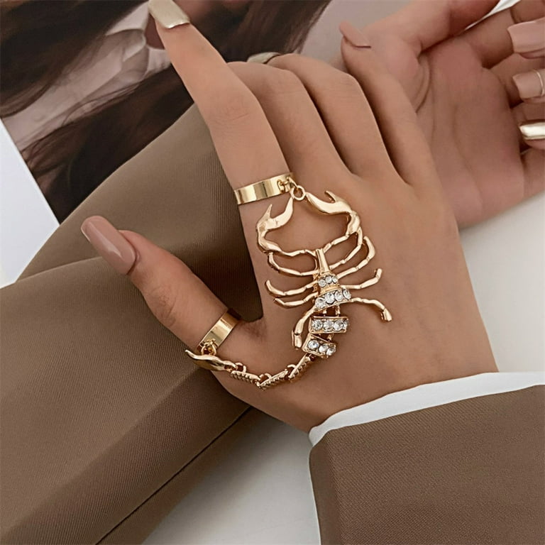 Punk Full Finger Ring Bracelet Scorpion Hand Chains Harness Rhinestone Hand Bracelets Adjustable Statement Rings Jewelry for Women