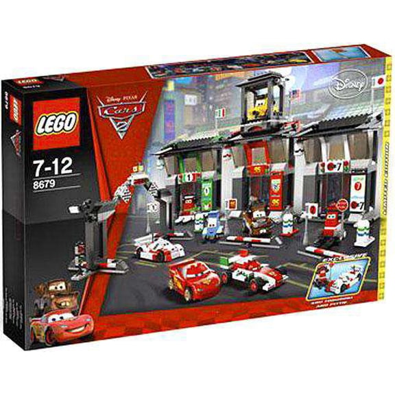 Pre-Owned Disney / Pixar Cars Cars 2 Tokyo International Circuit Set LEGO 8679 [Damaged Package]