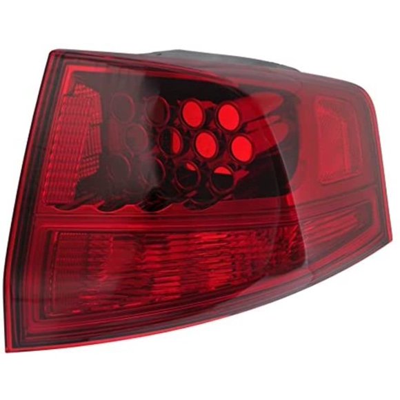 Eagle Eyes HD586-U010R Tail Light