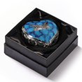 thumbnail image 1 of Urna de Cremación Trupoint Memorials Pequeña en Forma de Corazón con Alas Plateadas, 1 of 5