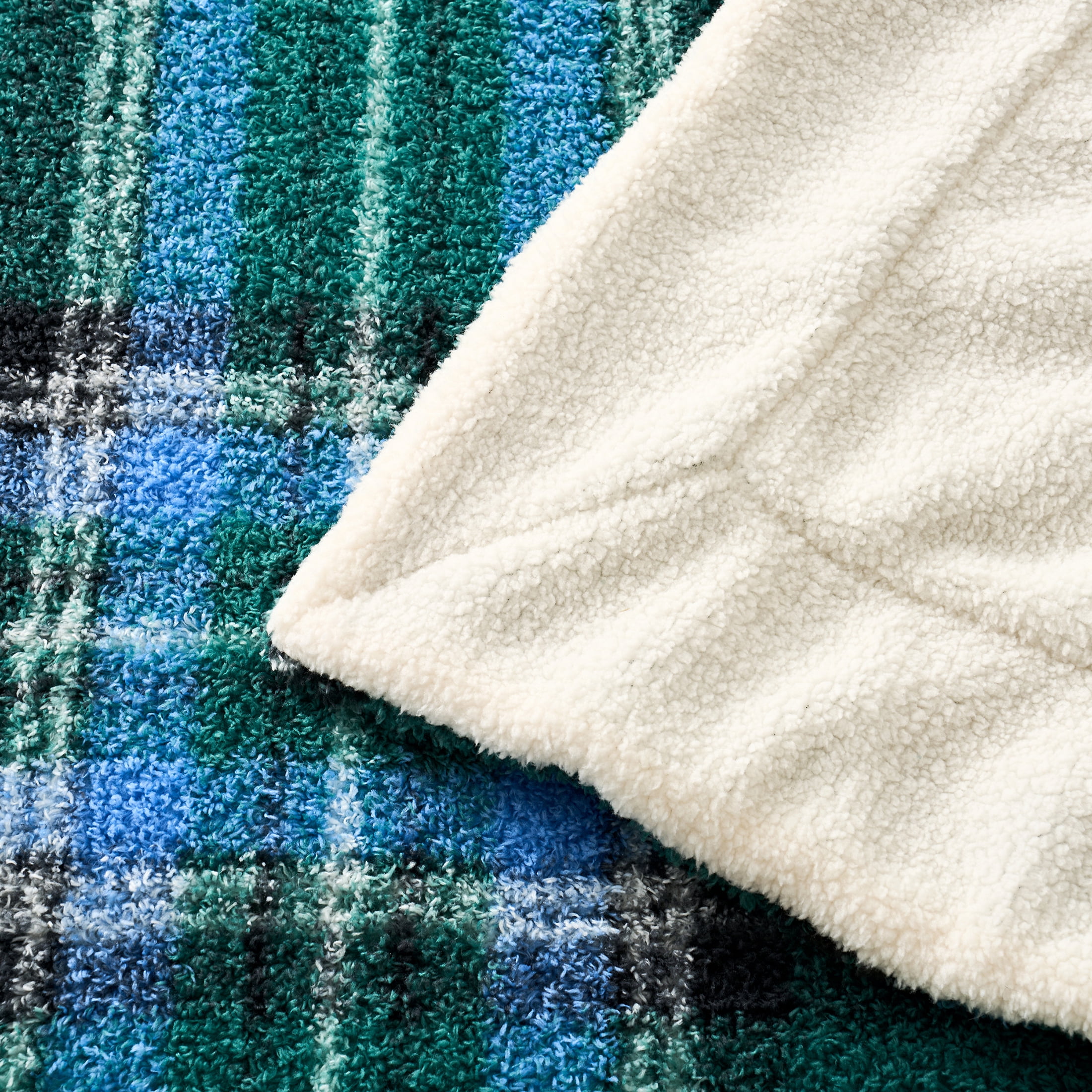 Evergrace Cozy Christmas Throw Green Check 50"x72"