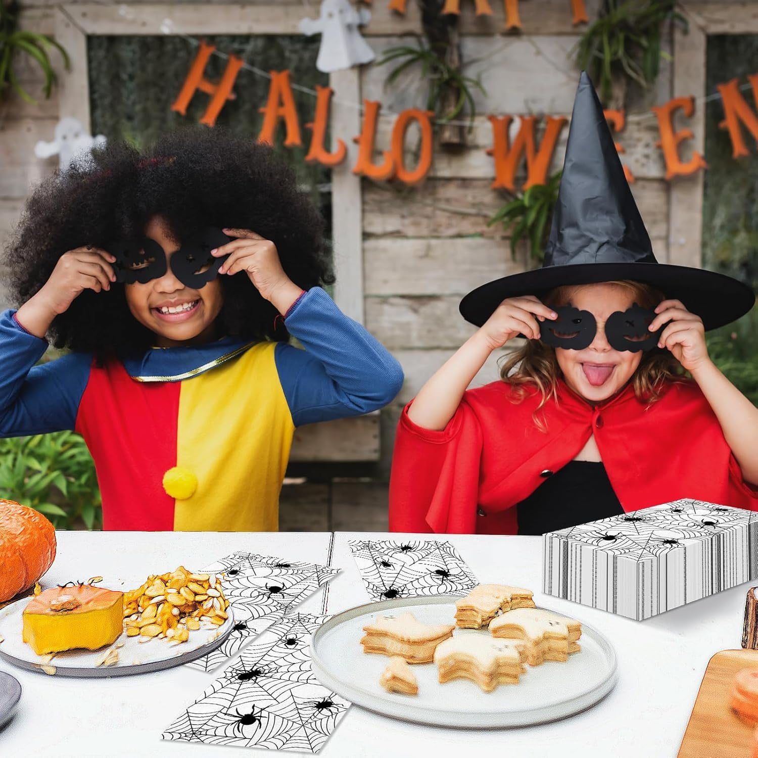 100 PCS Halloween Napkins - Spider Webs Design, Cocktail Disposable Paper Napkins, Decorative Dinner Hand Napkin for Festival Birthday Party Decoration