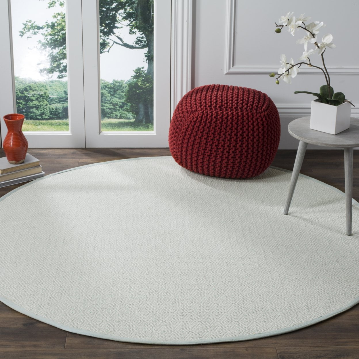SAFAVIEH Montauk Terrence Geometric Diamond Cotton Area Rug, Ivory/Foam Green, 6' x 6' Round
