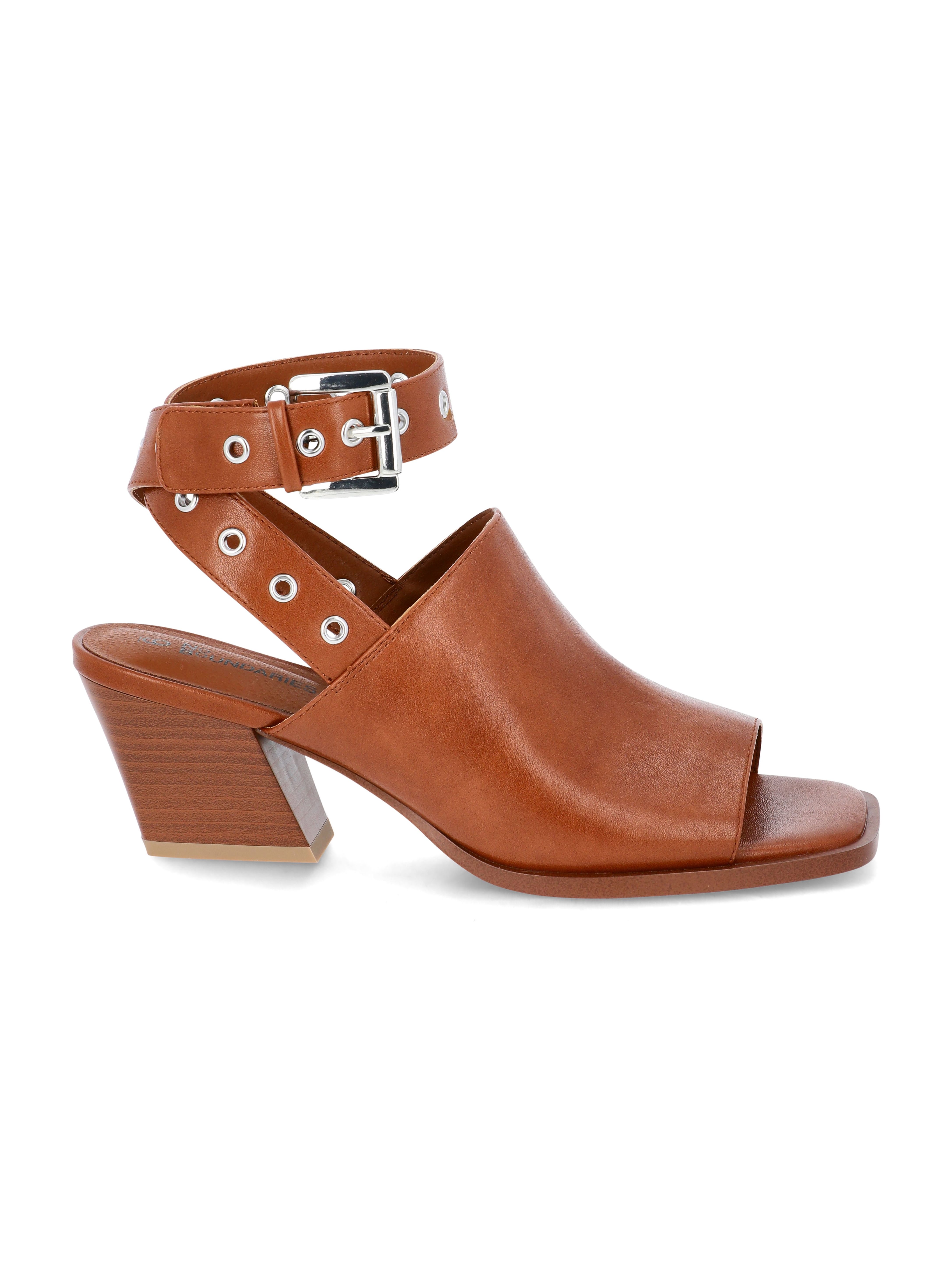 No Boundaries Women's Buckle Sandal Block Heels