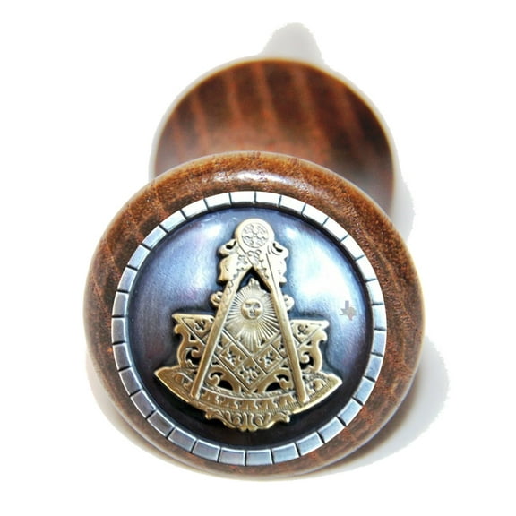Custom Masonic Past Master wine bottle stopper